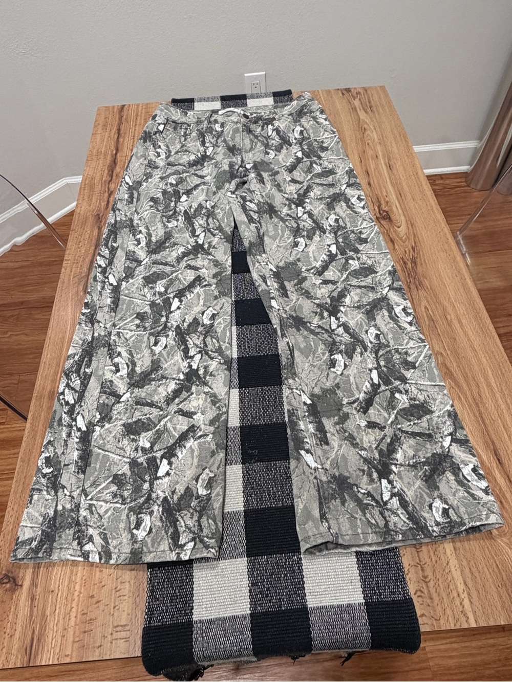 Justalwart Low Rise Baggy Camo Pants